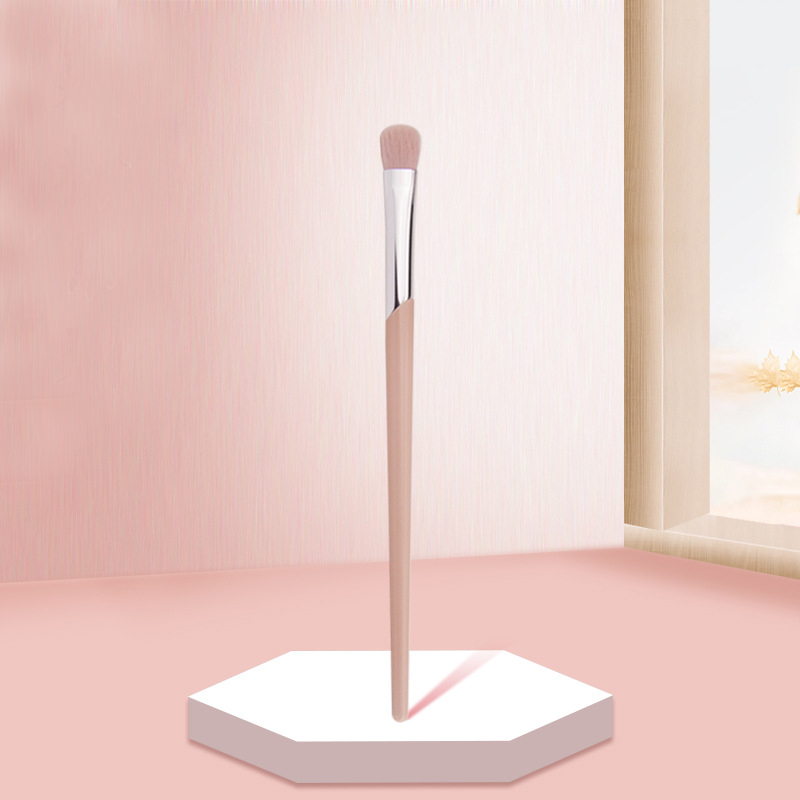 Cọ Tán Bầu Mắt Fenty F200